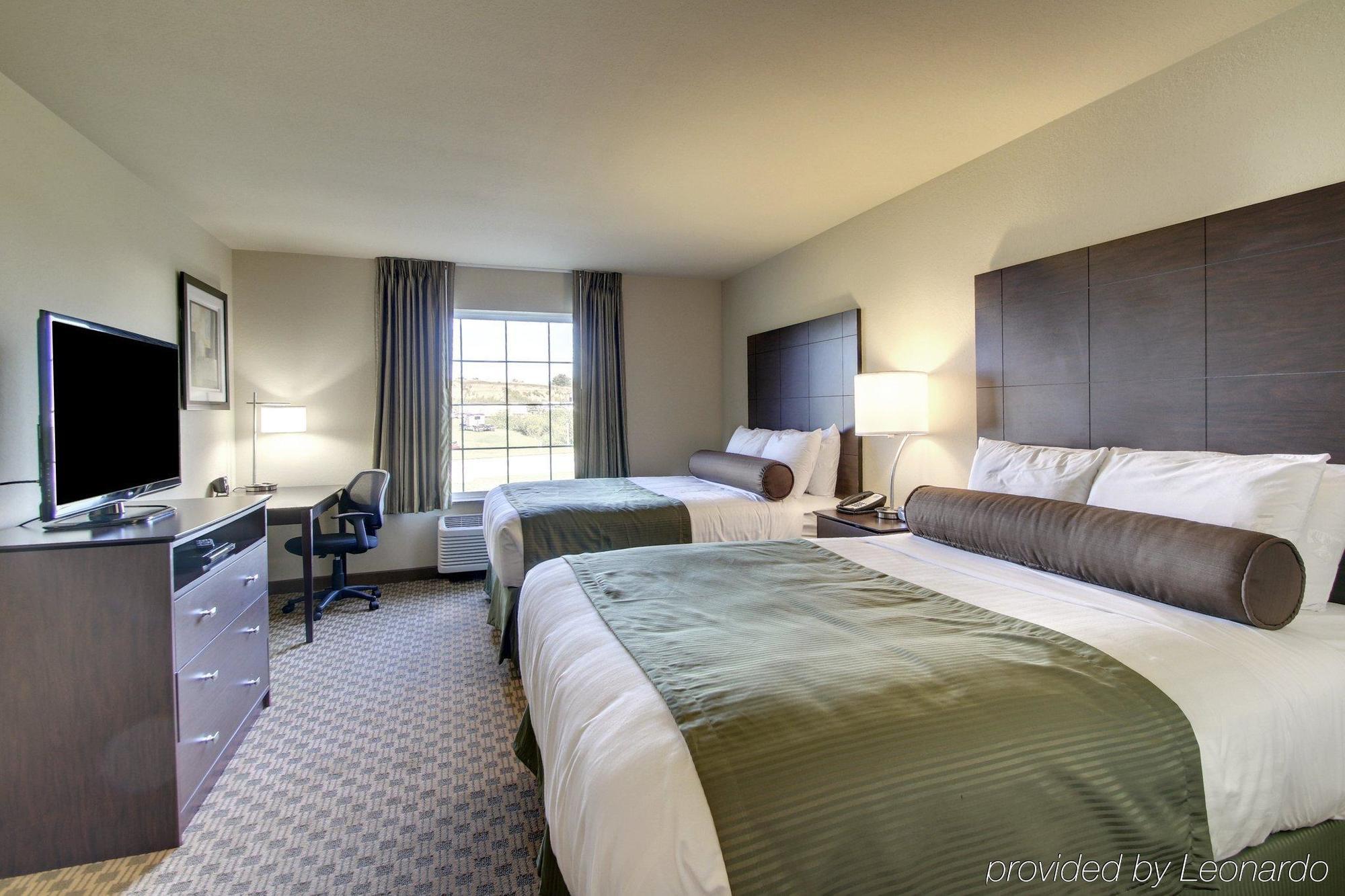 Cobblestone Inn & Suites - Avoca Exterior photo